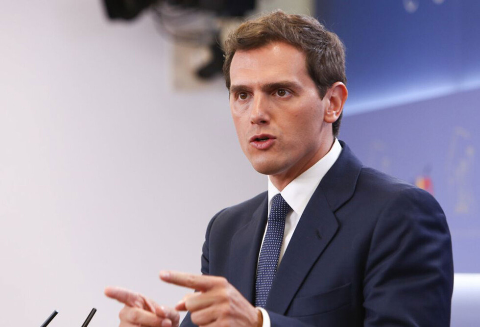Liberales sopesan facilitar Gobierno socialista en España