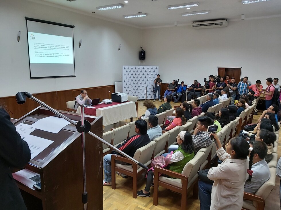 TED selecciona 10.812 jurados en Tarija para elecciones generales