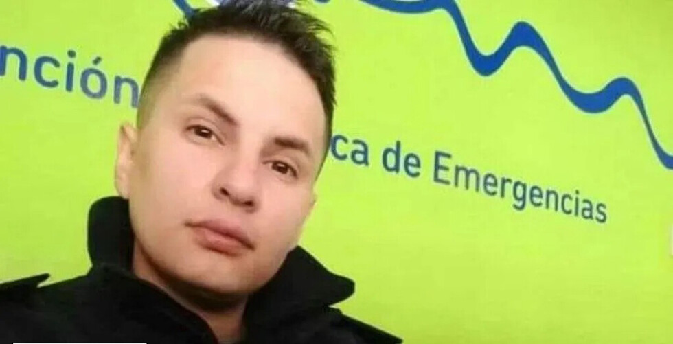Policía se voló la cabeza frente a su novia