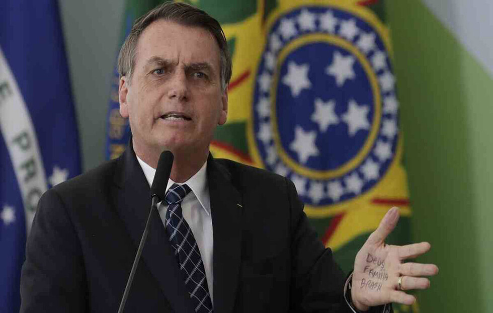 Piden a Bolsonaro explicar quemas en la Amazonia