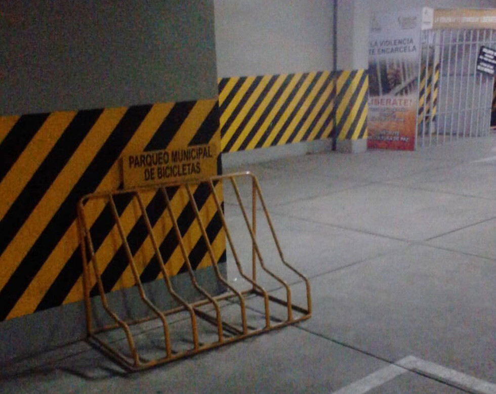 Ley del Uso de la Bicicleta, la Alcaldía instaló solo 4 parqueos