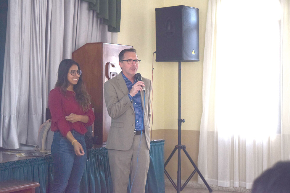 Universidad Emporia se promociona en el CBA