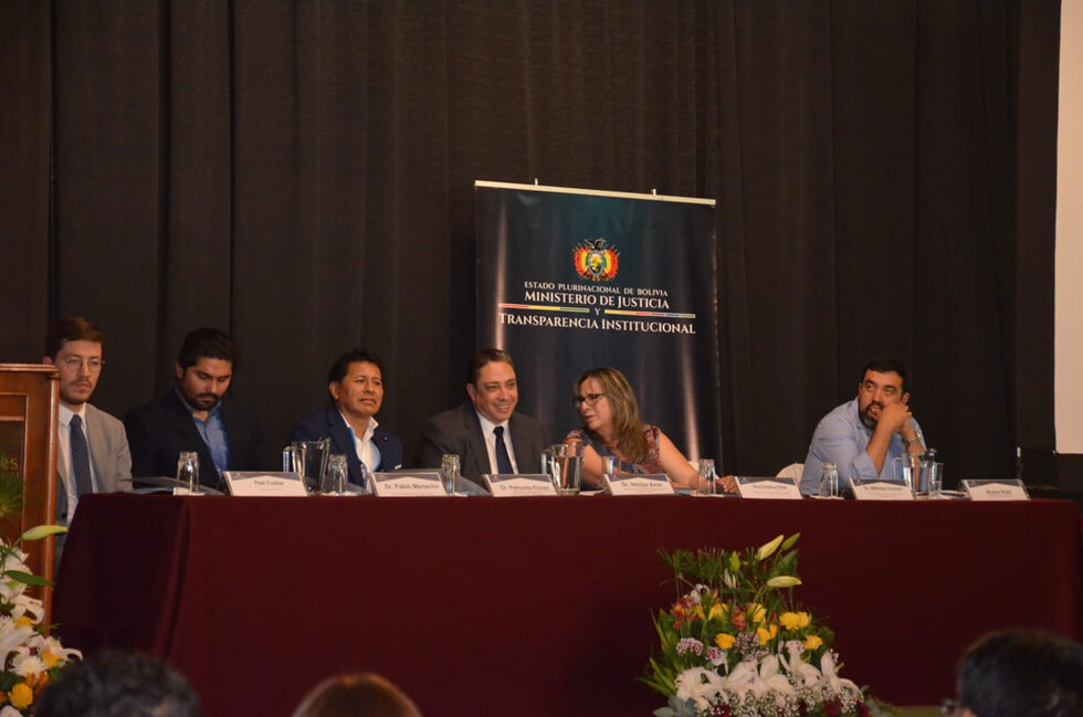 Arce: La política de no tolerar la corrupción nos dio desarrollo