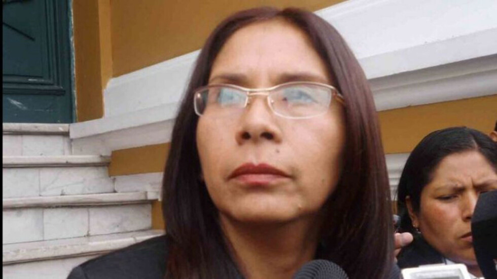 Diputada Millares deja UD para apoyar a Mesa
