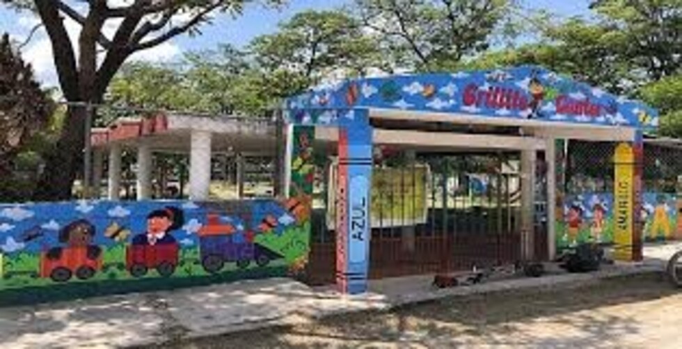 Detienen a portero de jardín de infantes por abuso sexual
