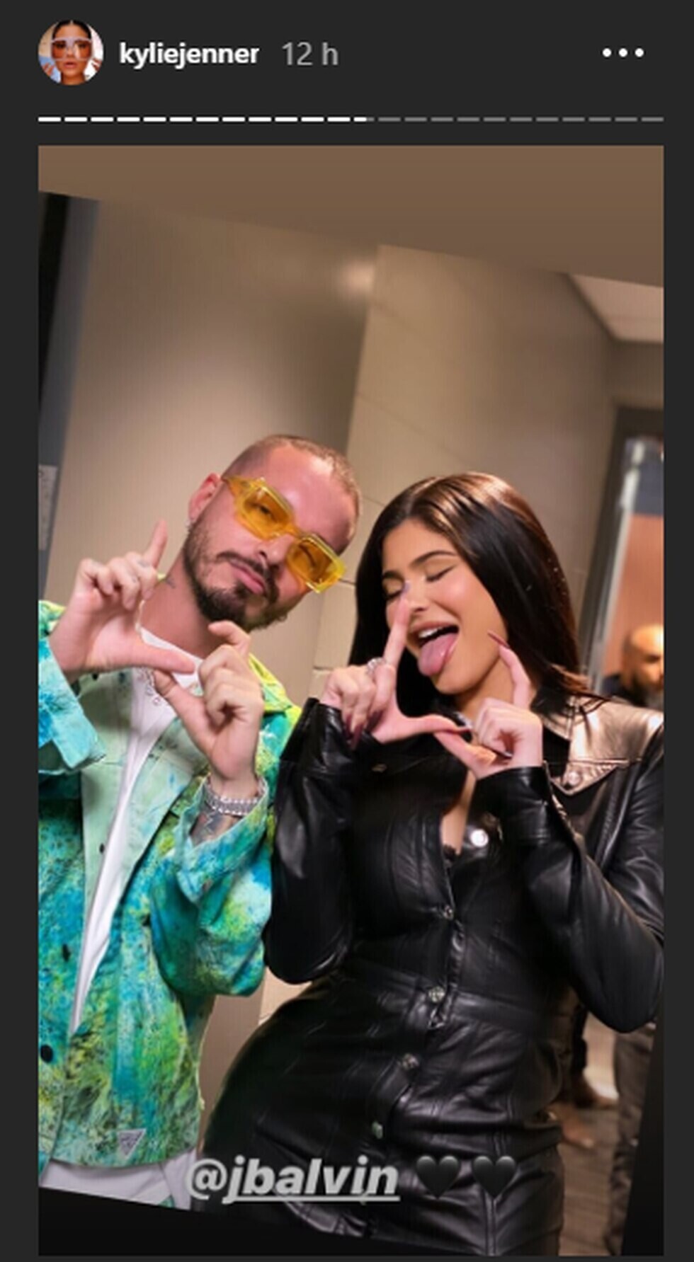 Kylie Jenner se tomó foto con J Balvin