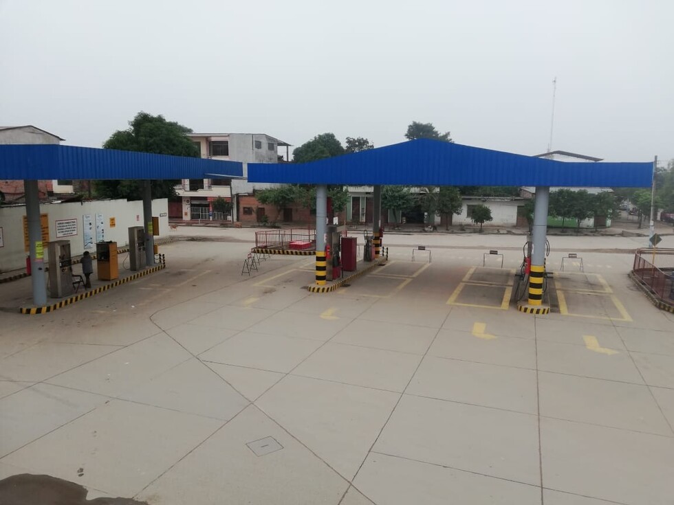 Bermejo bloquea el paso de cisternas de combustible