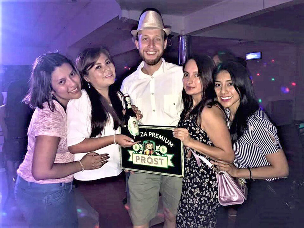 Noches salseras    en la capital