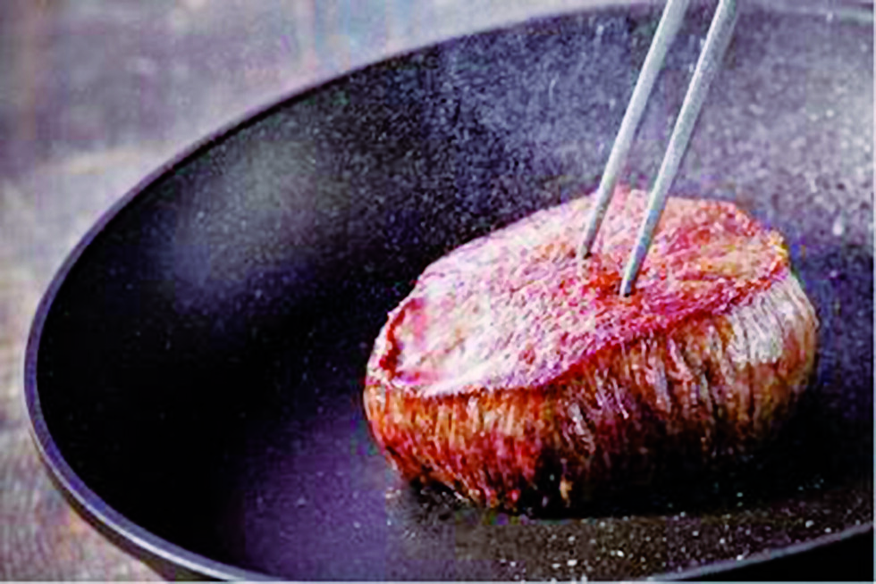 Sobre  la carne frita