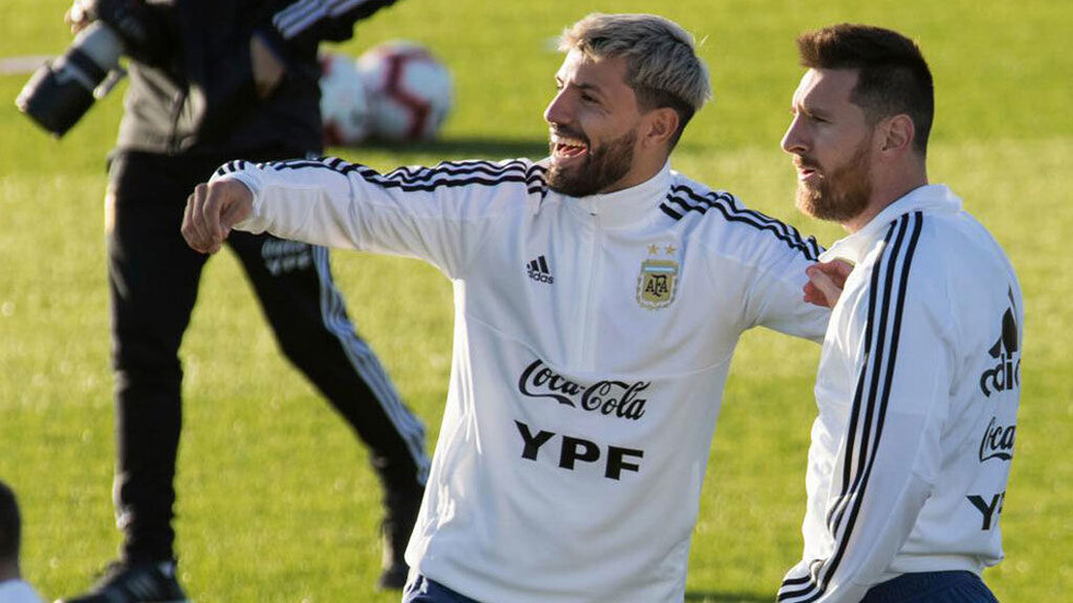 Messi y Agüero lideran el ataque de Argentina