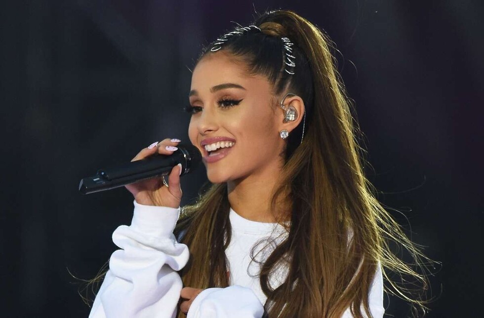 Ariana está  enferma y no puede con gira