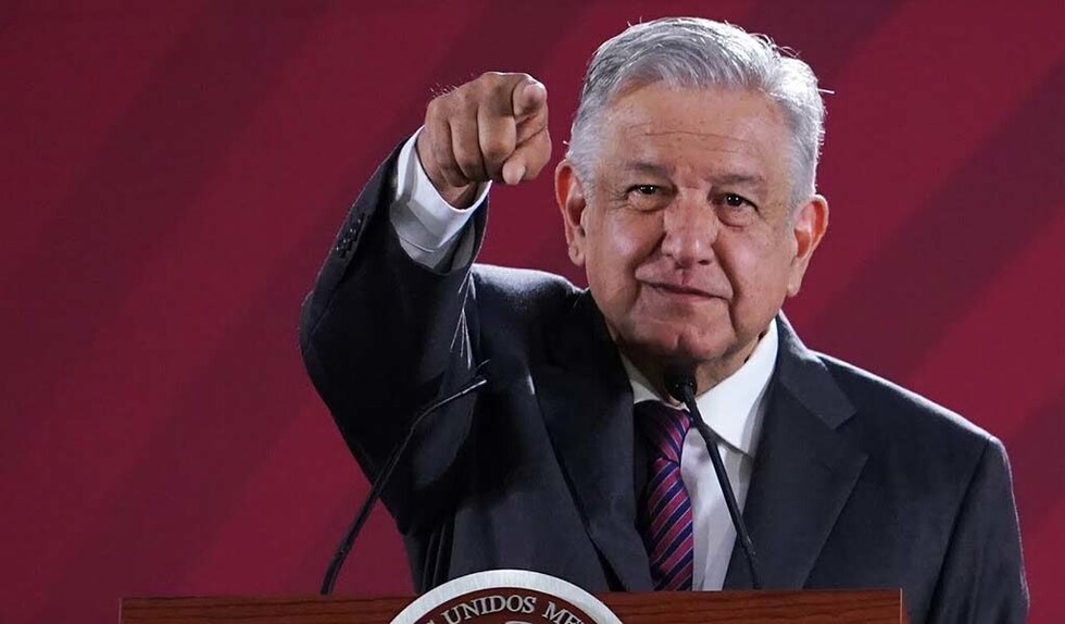 El alto mando militar en México respalda a AMLO