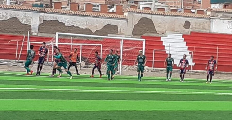 Tomayapo pone un pie en la semifinal de la Simón Bolívar