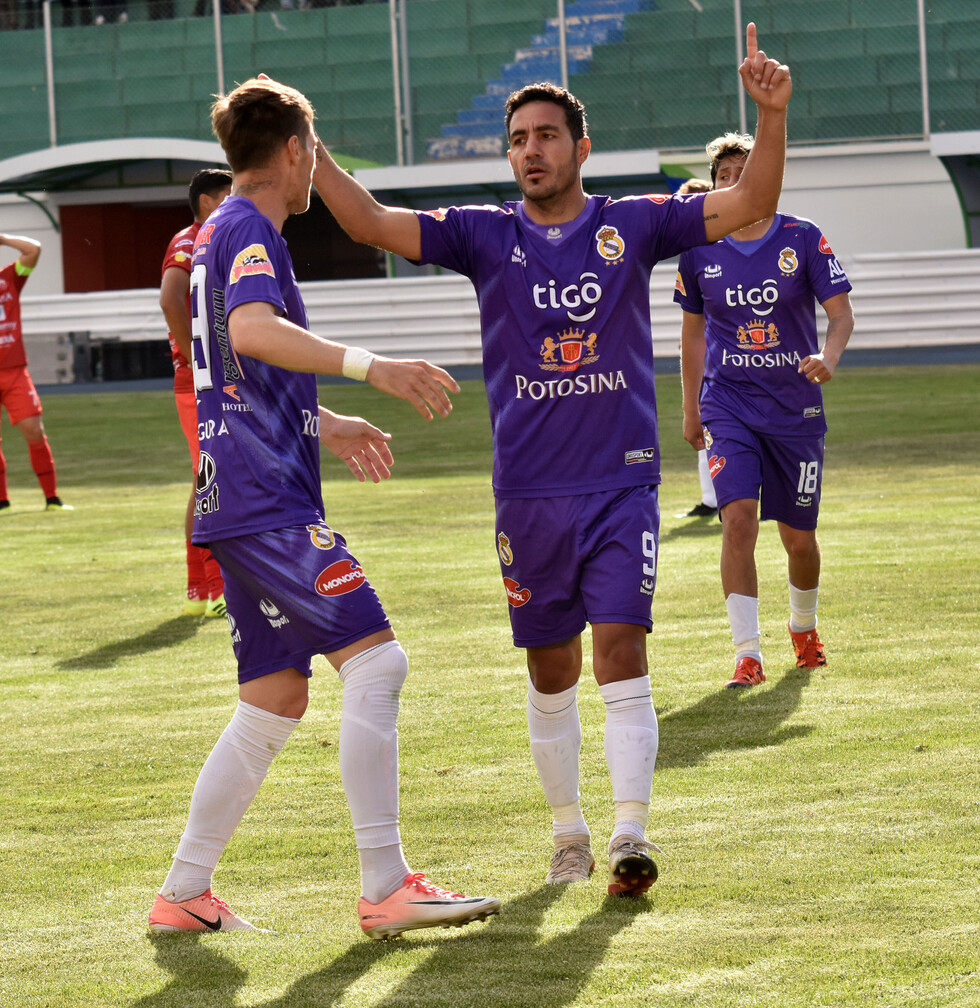 “Chicho” Vogliotti lleva a Real Potosí al triunfo