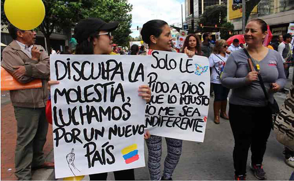 Denuncian atropellos contra integrantes del paro colombiano