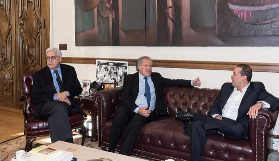 Almagro recibe visita de Camacho en EEUU