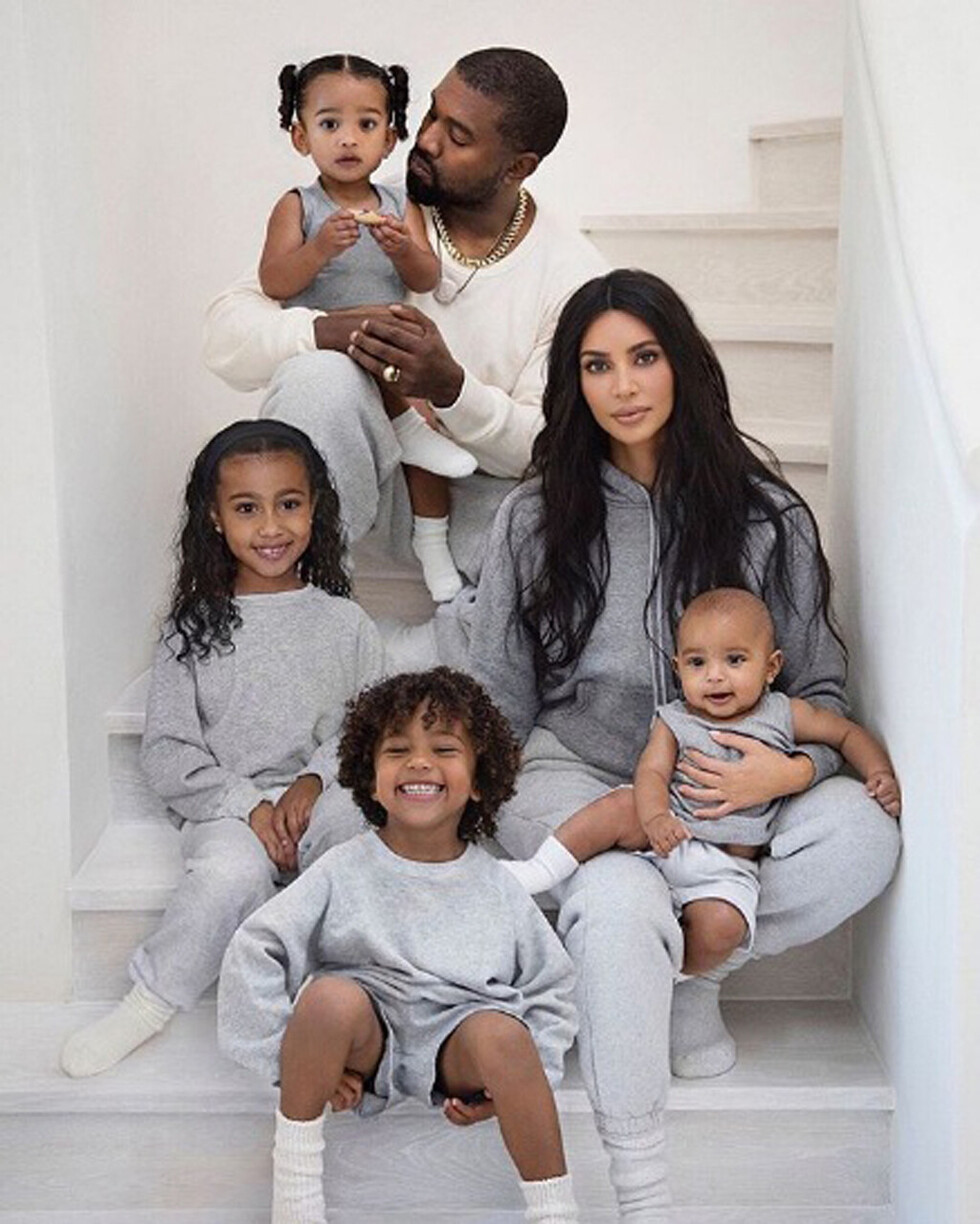Kim y Kanye publicaron hermosa postal navideña