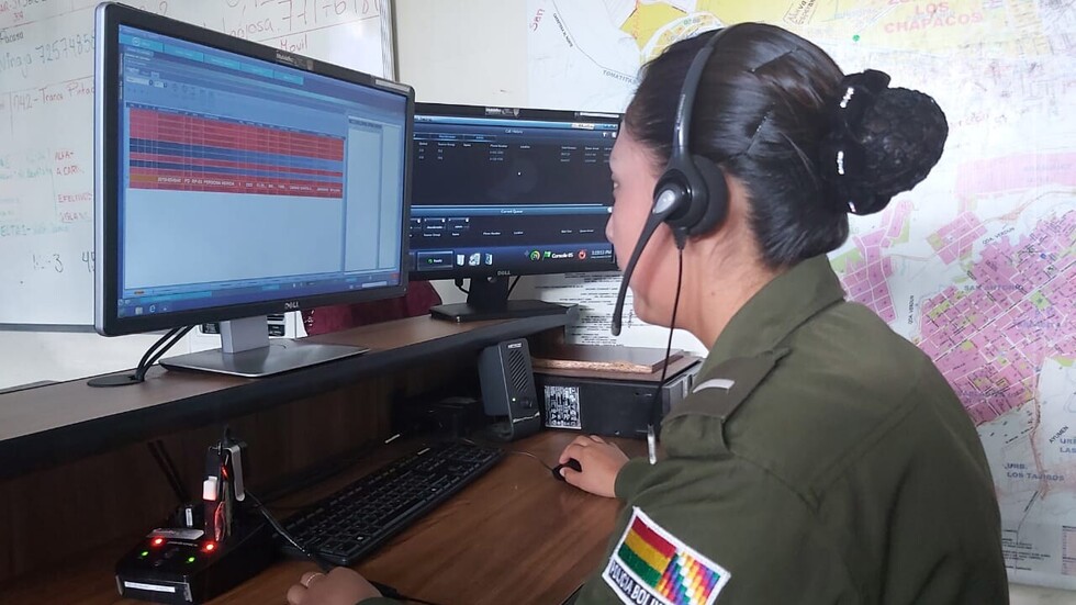 La Policía en Tarija recibe 800 llamadas al día, solo 300 son verídicas