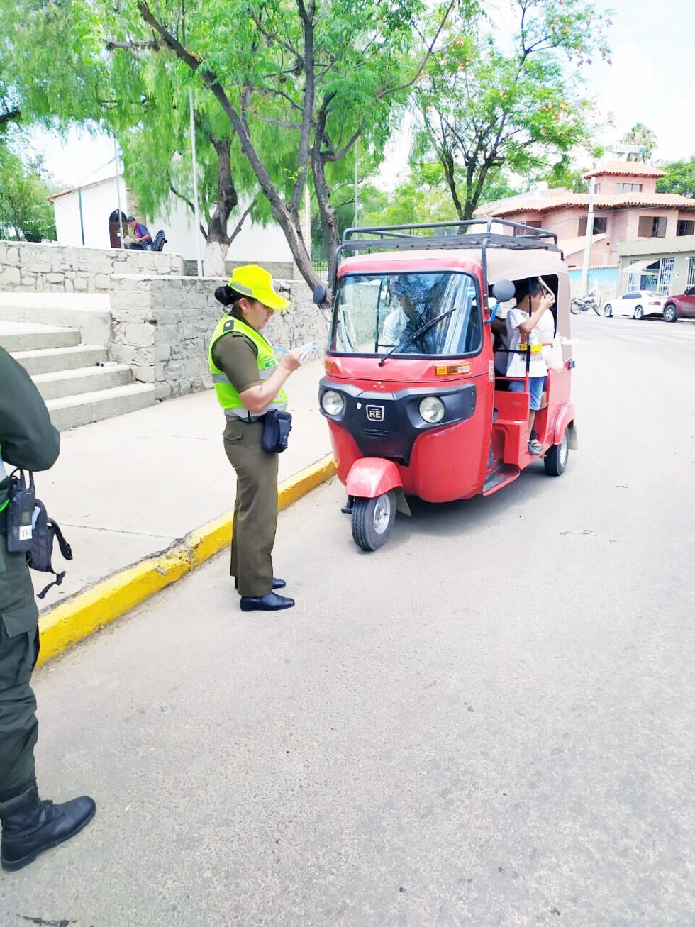 Motorizados “Toritos” piden tarjeta de operación