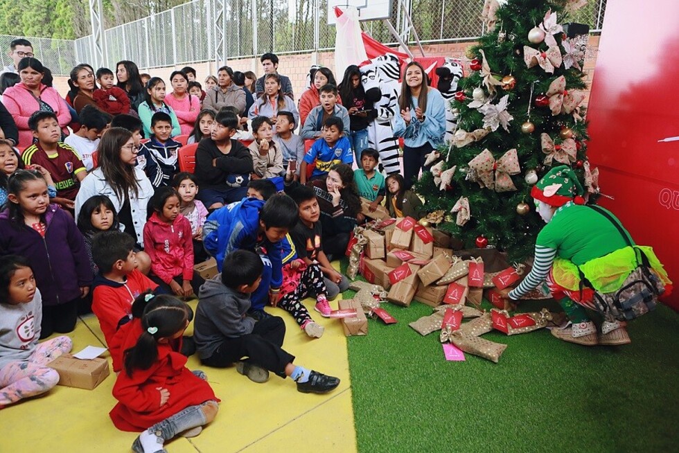 Fair Play agasajó a niños de la fundación Renacer