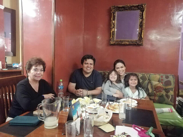 Compartiendo  con los nuestros