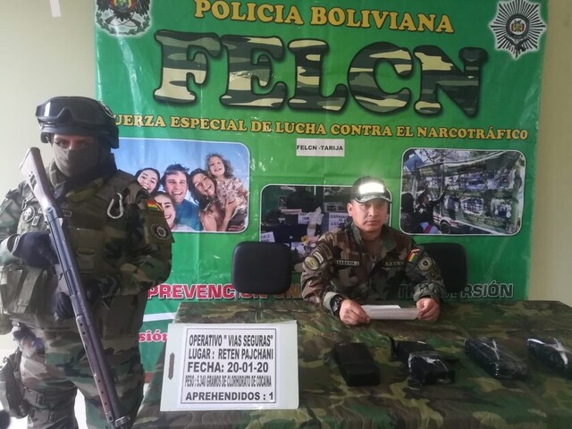 Felcn secuestra más de 5 Kg de cocaína con destino a Bermejo