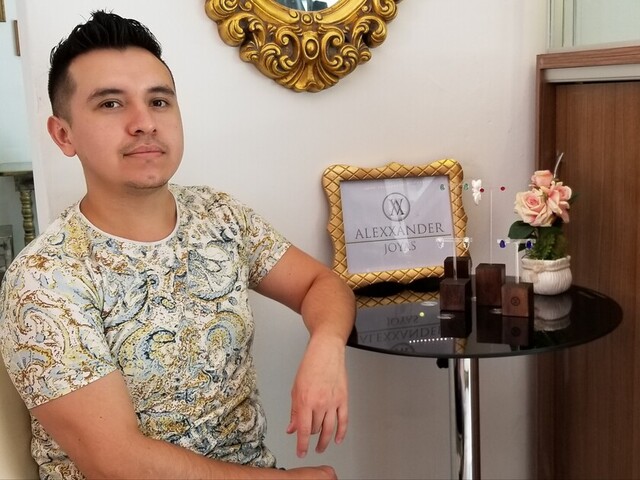 El comercio de “Swarovski” y sus imitaciones en Tarija
