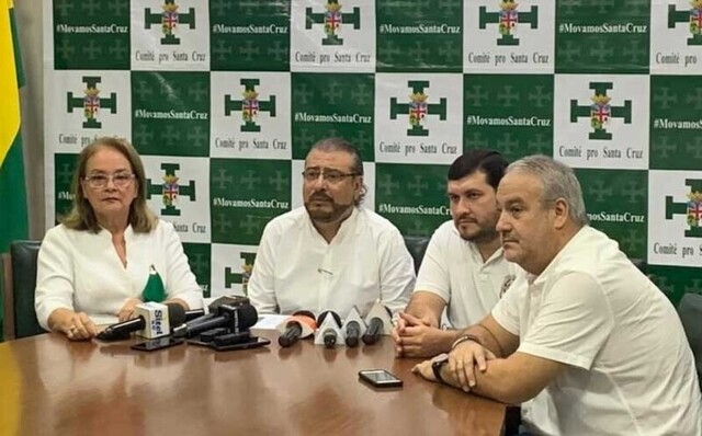 Cívicos convocan a precandidatos contrarios al MAS a reunión para concertar unidad