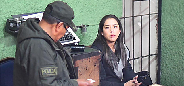 Aprehenden a la abogada del ex presidente Morales