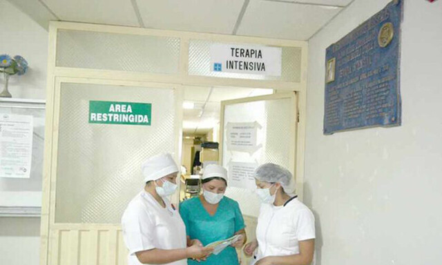 Motociclista atropelló a mujer y la dejó en terapia intensiva