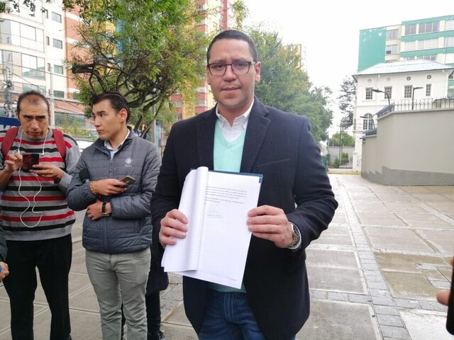 Diputado pide formalmente que la DEA indague a Evo