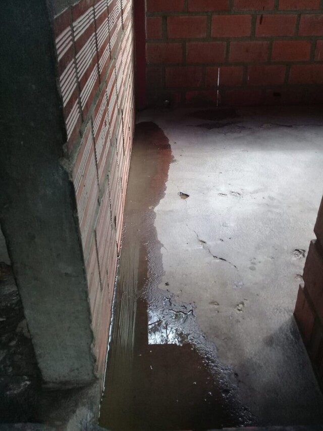 Vendedoras cuestionan obra paralizada en puente San Martín de Tarija
