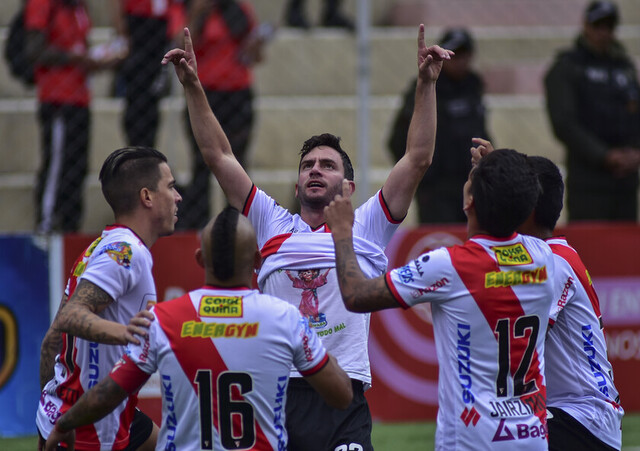 Always toma la cima con una goleada sobre Real