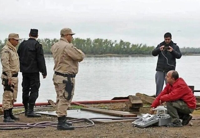 Encuentran a una mujer descuartizada en un río