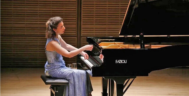 Destrozaron un piano de $us 200 mil
