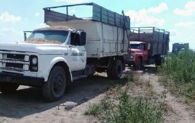 Joven de 16 murió aplastado por dos camiones