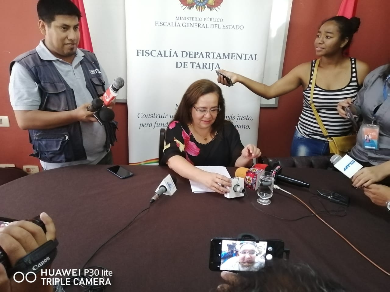 Carla Oller asume la fiscalía departamental en Tarija