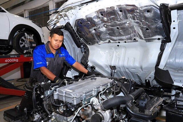 CARMAX inaugura su primera sucursal Multimarca en Cochabamba