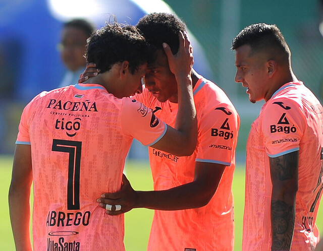 Bolívar sigue firme en la pelea por asaltar la cima