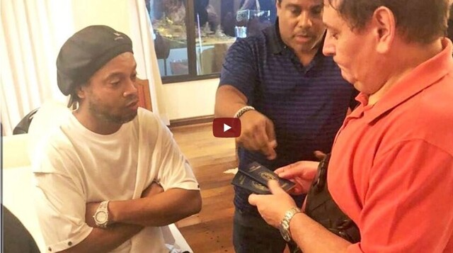 FOTOS: Detienen a Ronaldinho en Paraguay por viajar con pasaporte falso