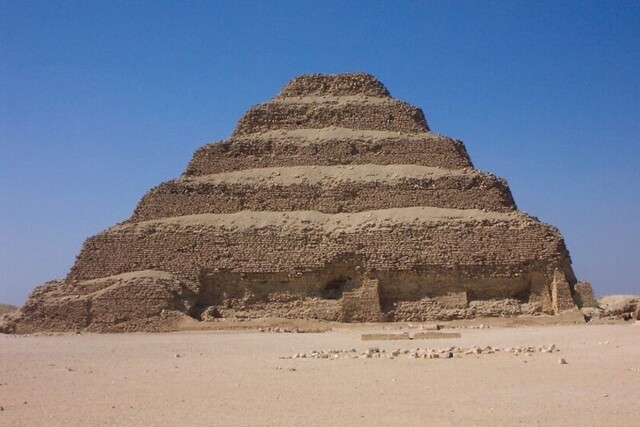 Egipto reabre su pirámide más antigua tras 14 años de restauración