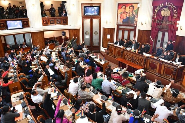 Gobierno rechaza censura de la ALP al Ministro de Defensa