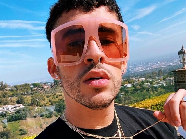 Bad Bunny cumplió 26  en la playa