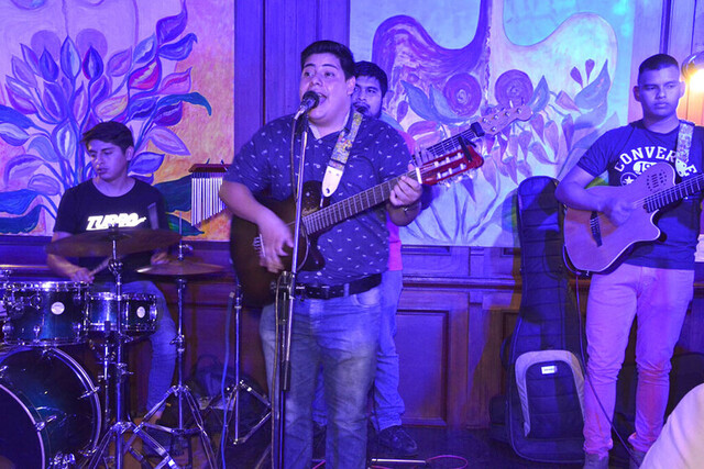 Viviendo  la bohemia tarijeña