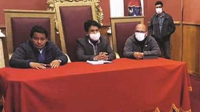 Cruz: "Cuarentena en Oruro ha generado pánico", anuncia analizar la situación