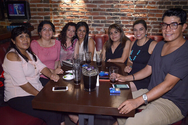 Noches de peña  en la chura
