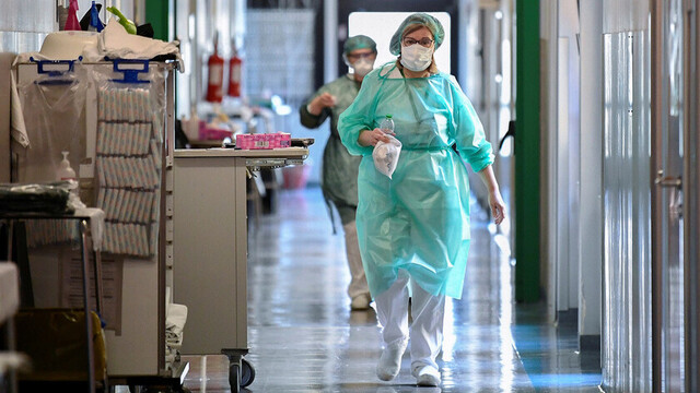 Italia registra 627 fallecidos en las últimas 24 horas, un nuevo máximo con el que se superan las 4.000 defunciones
