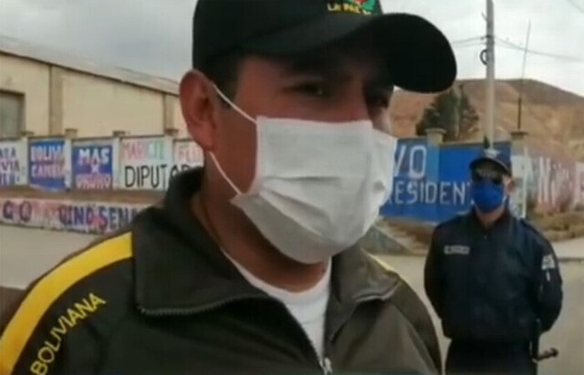 Vecinos atacan a policías y guardias municipales en un barrio de Oruro