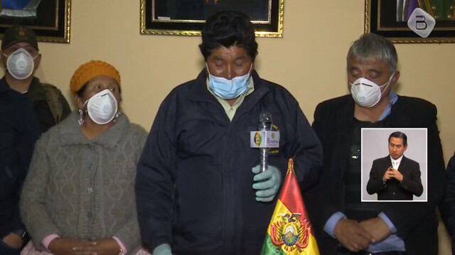 Policía refuerza seguridad y control para garantizar "bloqueo epidemiológico" en Patacamaya