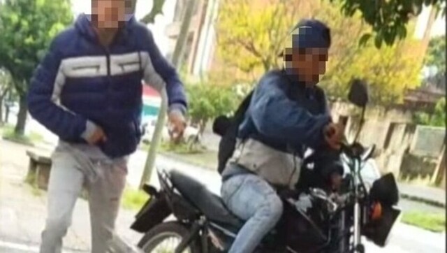 Caen motochorros tras robo a víctima en la puerta de su casa